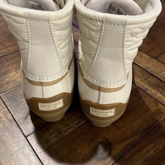Sperry Winter Boot - Picture 5 of 6